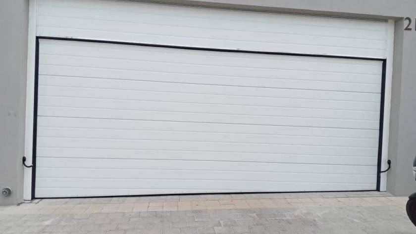 garage doors dubai by silmenmerac