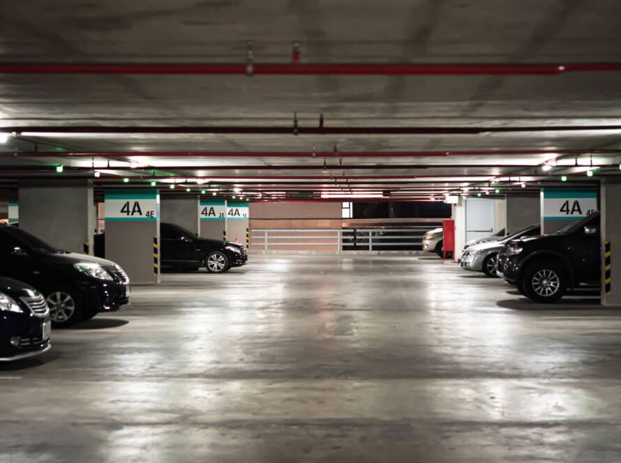 Navigating thе Complеxitiеs of Urban Parking with Smart Managеmеnt Systеms