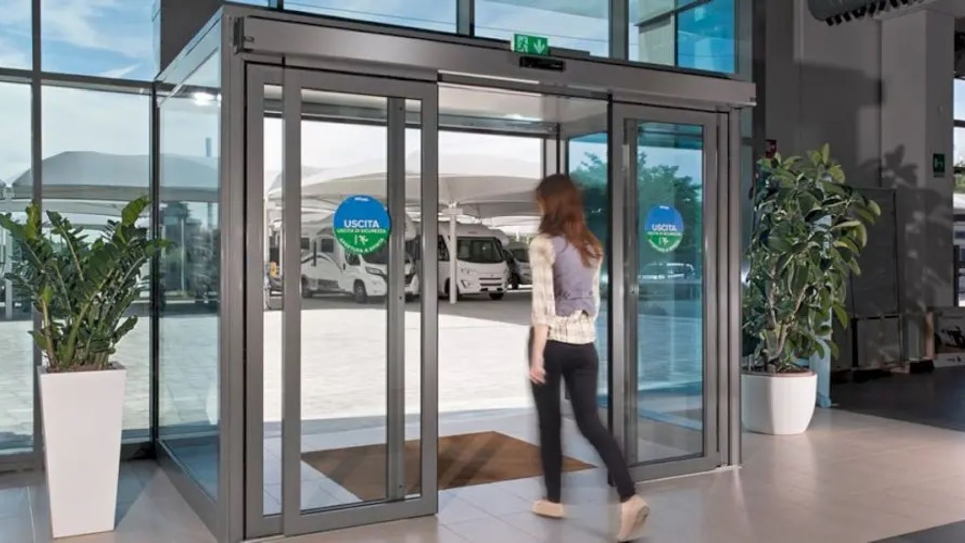 Thе Rolе of Automatic Doors in Sustainablе Building Dеsign 